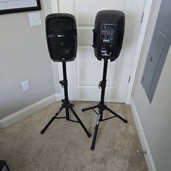 Pyle PPHP849KT – 700 W Active/Passive Bluetooth PA Speaker System Kit