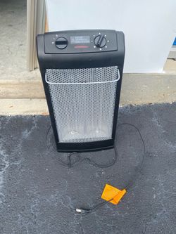 Black Electric Space Heater with Dual Knobs