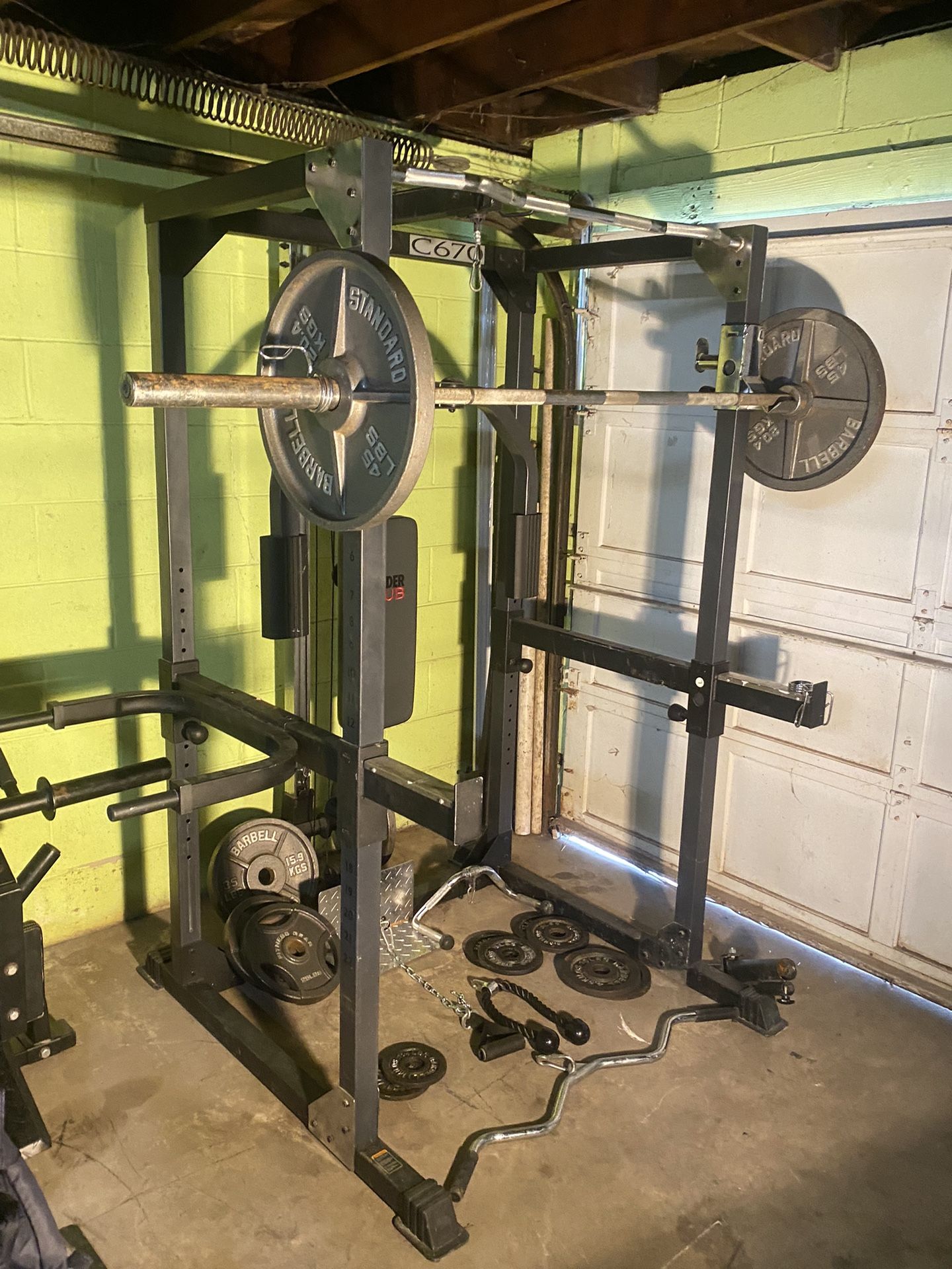 Gym - Squat Rack W/Pulley System & Extras‼️