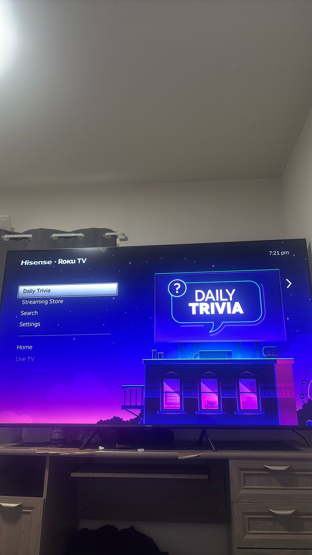 Hisense Roku Tv 75” Inch