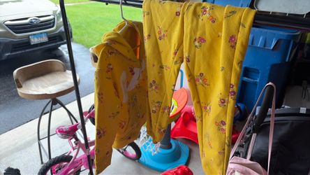 Gap Set Girls Size 4-5