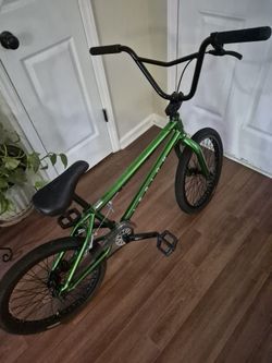 Mongoose Legion L100 BMX Bike Green 20" New Rims Tires Kickstand