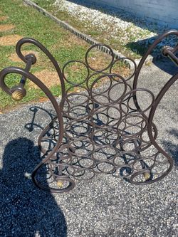 Stand Alone Wine Rack