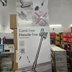 Dyson V7 Animal Cordless Stick Vacuum Cleaner