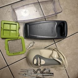 $5 baking mixer / Vegetable cutter 