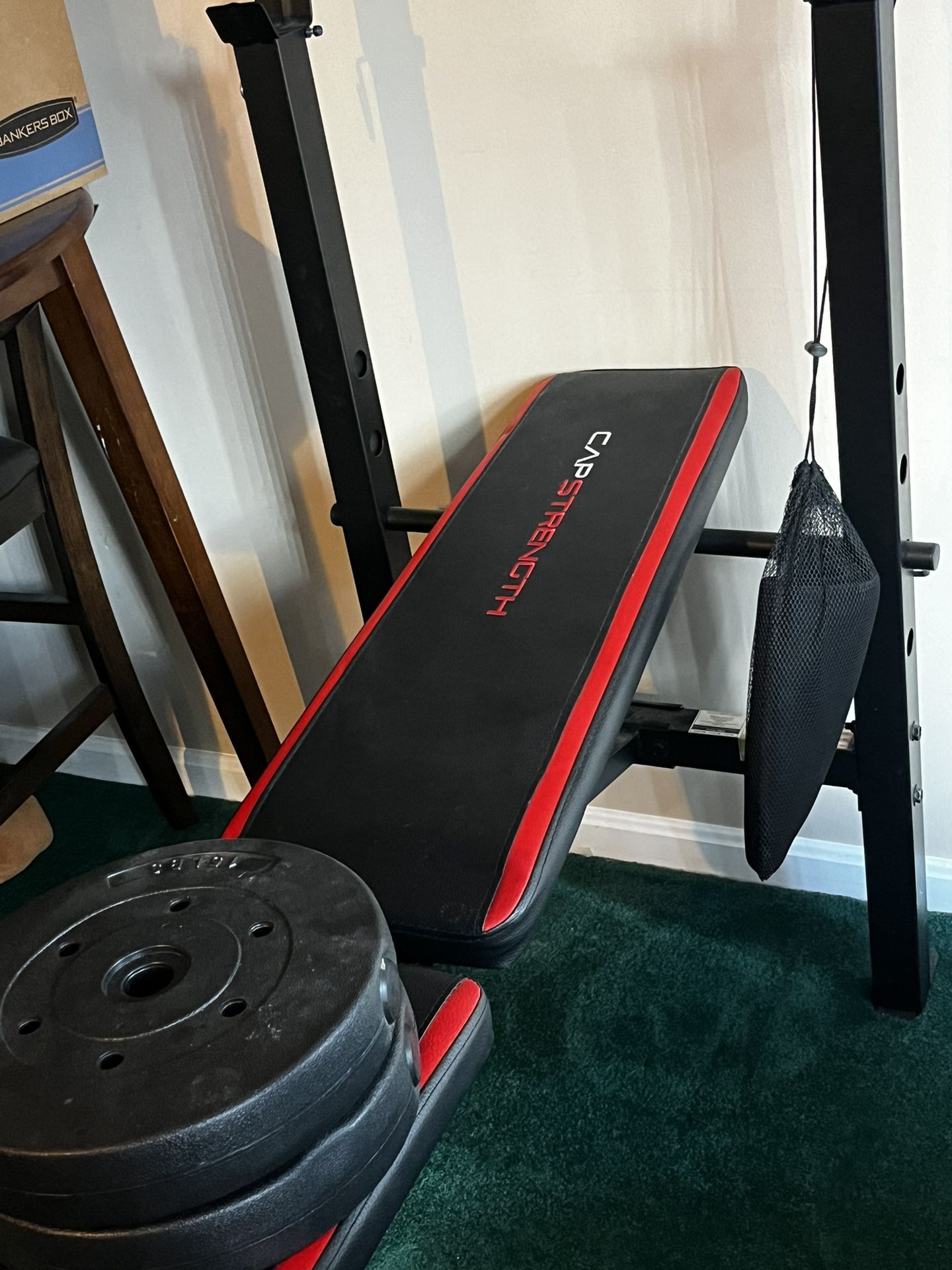 Cap Strength Weight Bench