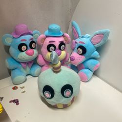 FNAF Plushies 