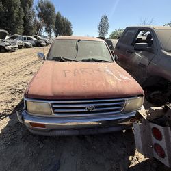 1998 Toyota T100 3.4L Automatic Transmission 4x2 For Parts Only‼️