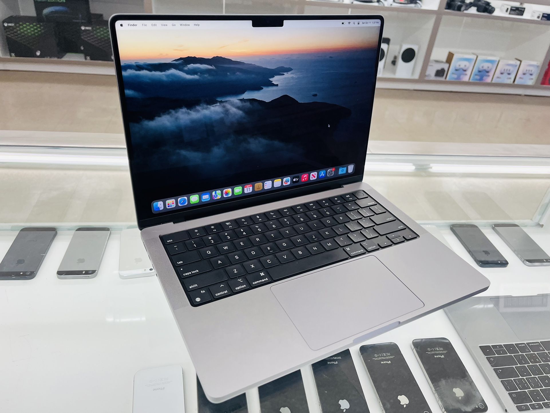 MacBook Pro M1 Pro 2021 16gb Ram 512gb Ssd 16”