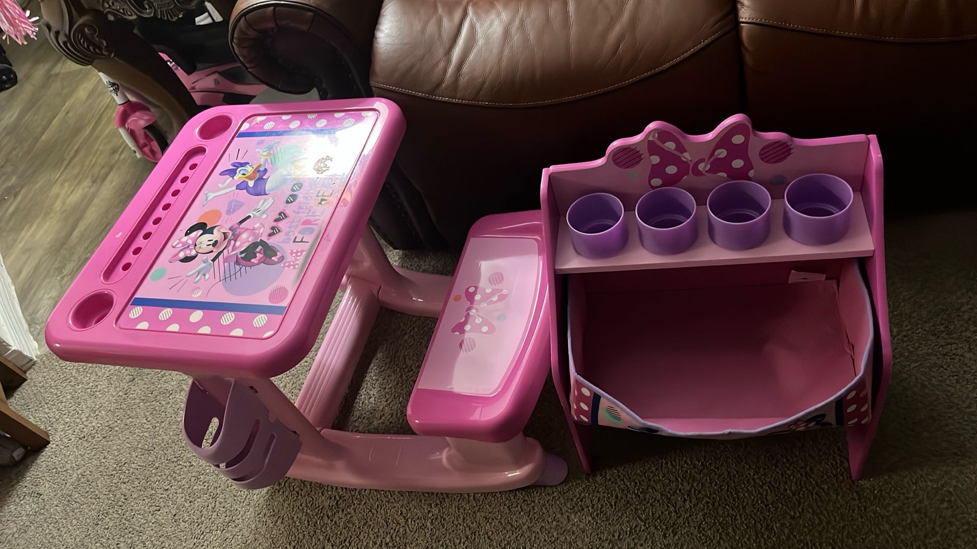 Disney Minie Mouse And Duck 2 Kids Play Desk And Stand