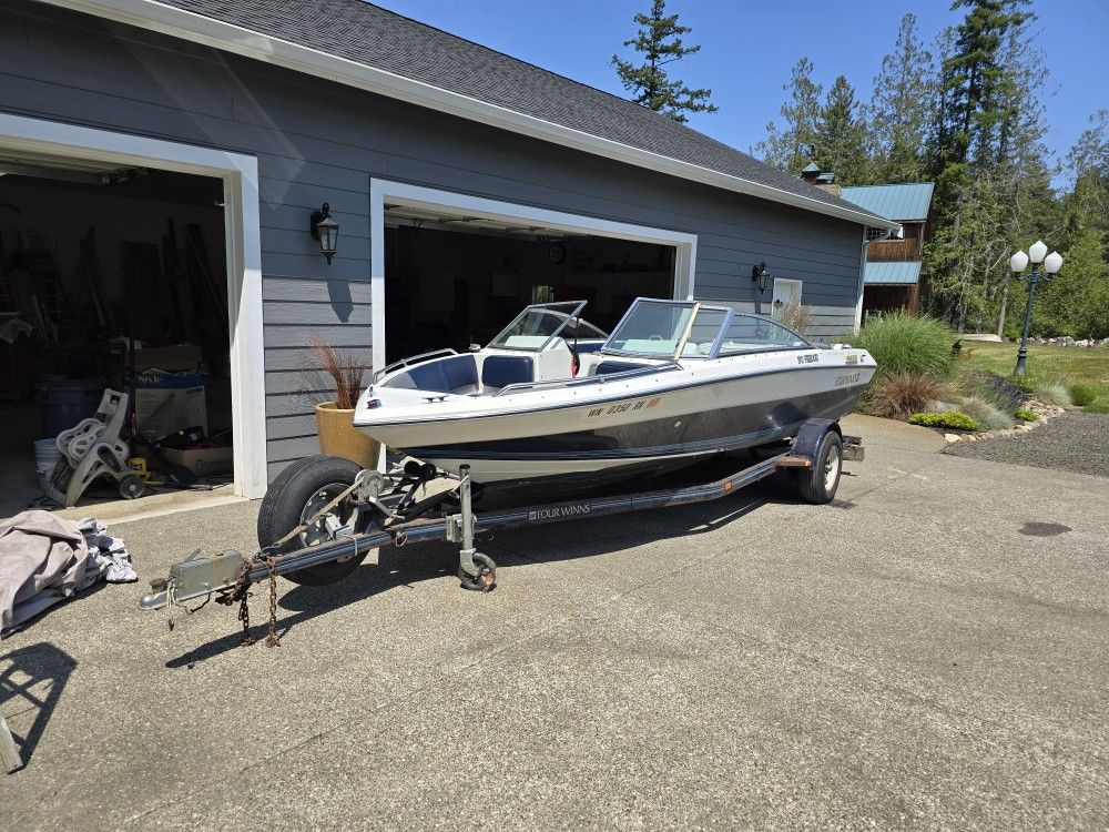 1990 Four Winns Freedom 190