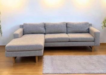 West Elm Reversible Couch 🛻Delivery Available🛻
