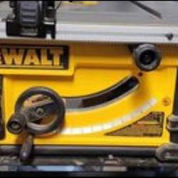 Duval Table Saw And Stend Almost New $400