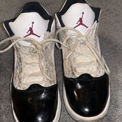 Air Jordan max aura 2 (READ description) 
