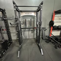 Vesta Fitness PRO SERIES Ultimate Half Rack Functional Trainer/Smith Machine