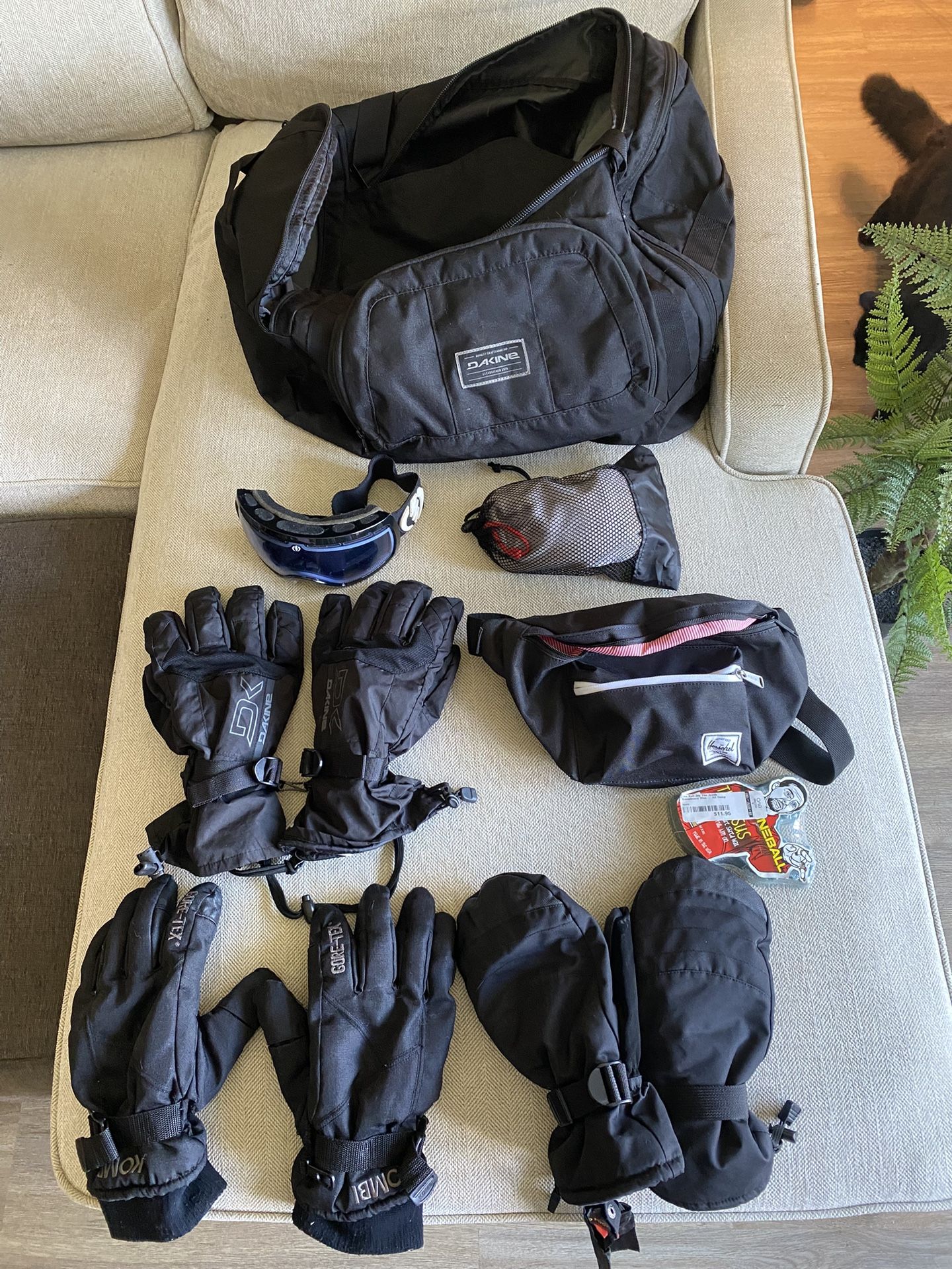 Men’s Snowboard Equipment