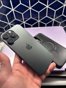 iPhone 16 Pro Max 256 GB (fully unlocked)