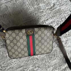 Gucci Messenger Bag
