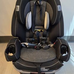 Graco 4Ever Extend2Fit DLX 4-in-1 Car Seat