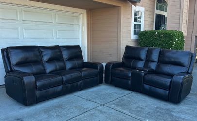 Gorgeous Costco Real Leather Couch/Sofa + Loveseat with Power Recliners | FREE DELIVERY