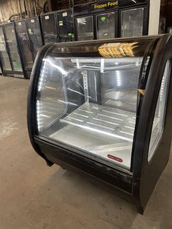 Tor Rey Curved Glass Refrigerated Display Case TEM100N+