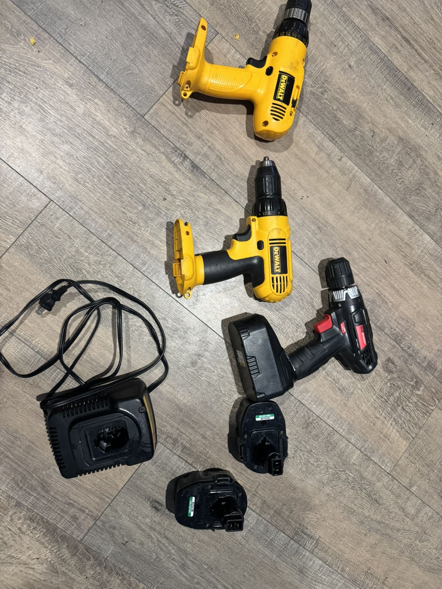 Cordless Drills DeWALT drills