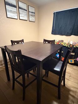 Kyle 5 piece counter height set