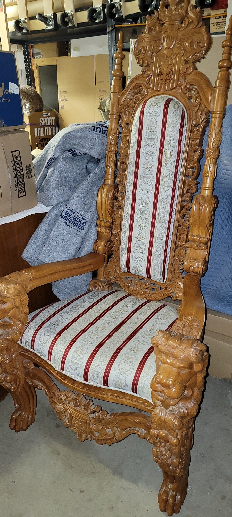 Queen/Throne Chair... Belonged To A Celebrity