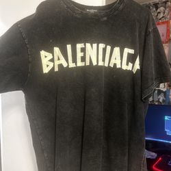 Balenciaga T