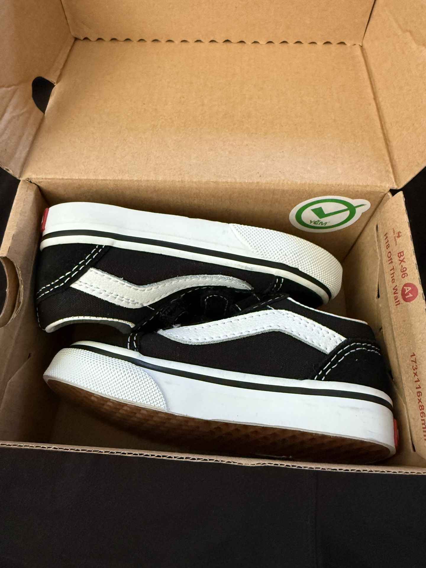 6c Vans Brand New