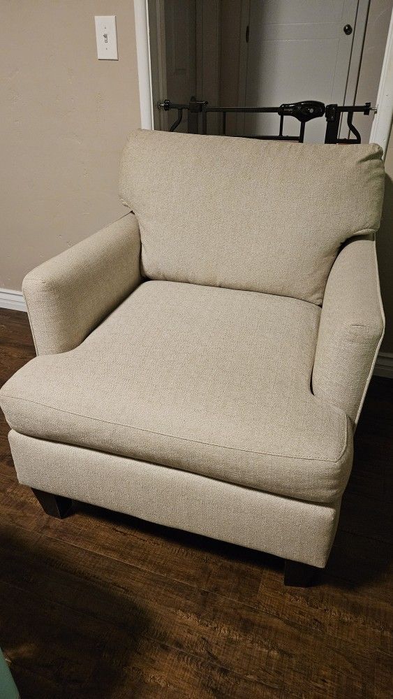 Living Room Chair