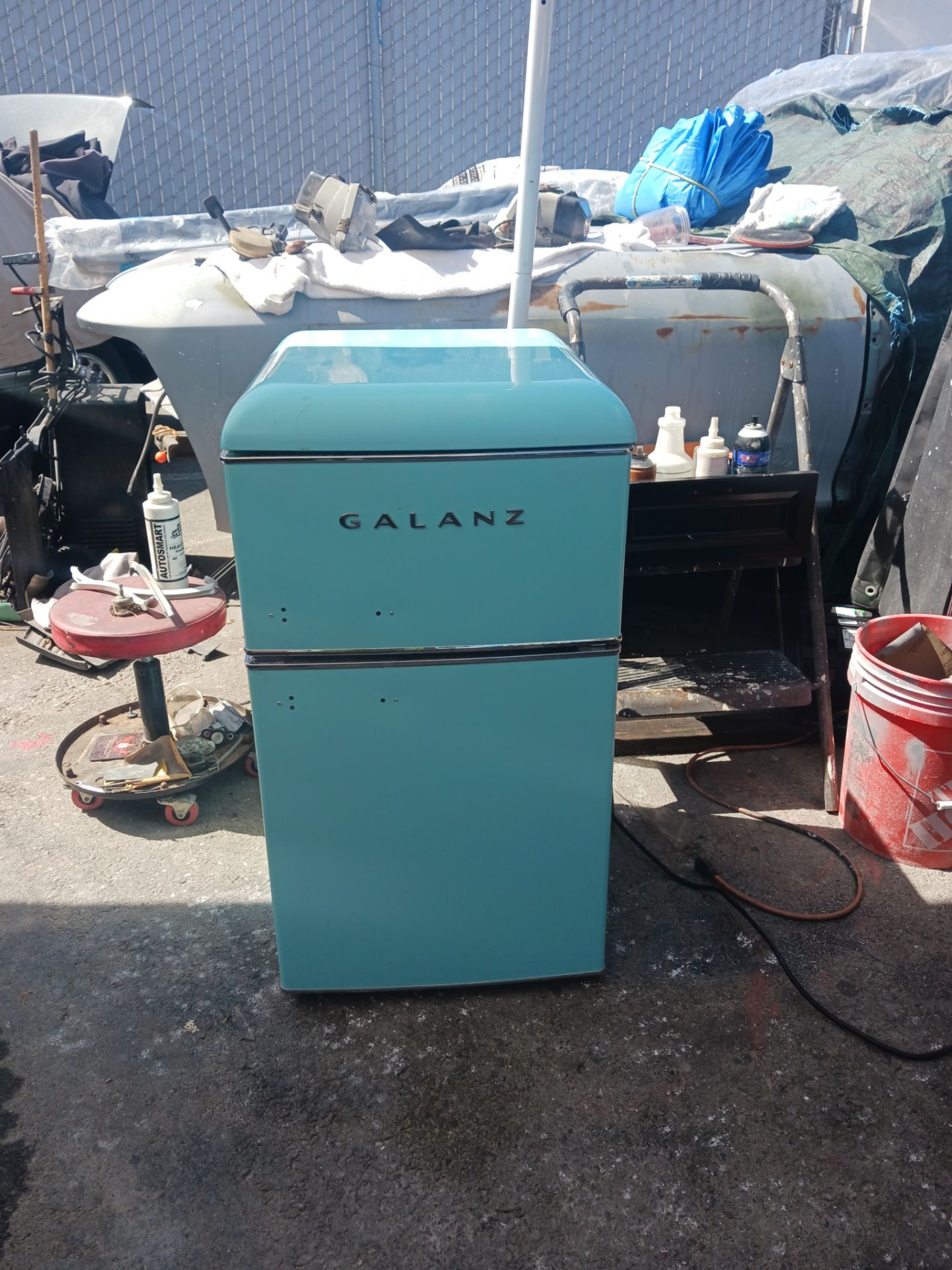 Mini fridge