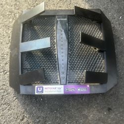 NETGEAR Nighthawk X6S AC4000 Tri-band WiFi Router