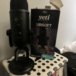 Blue Yeti Mic Like New 