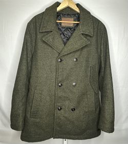 Men’s peacoat