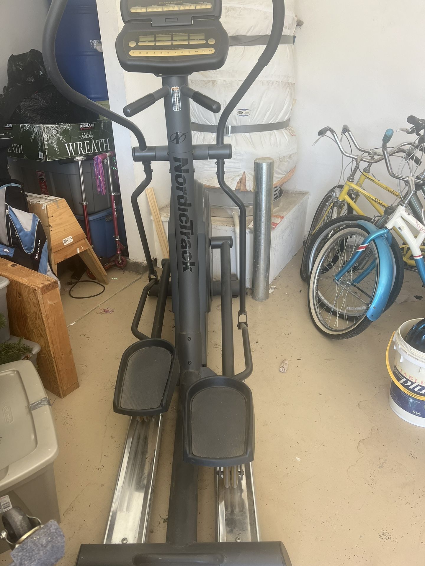 NorticTrack 1300 Elliptical machine