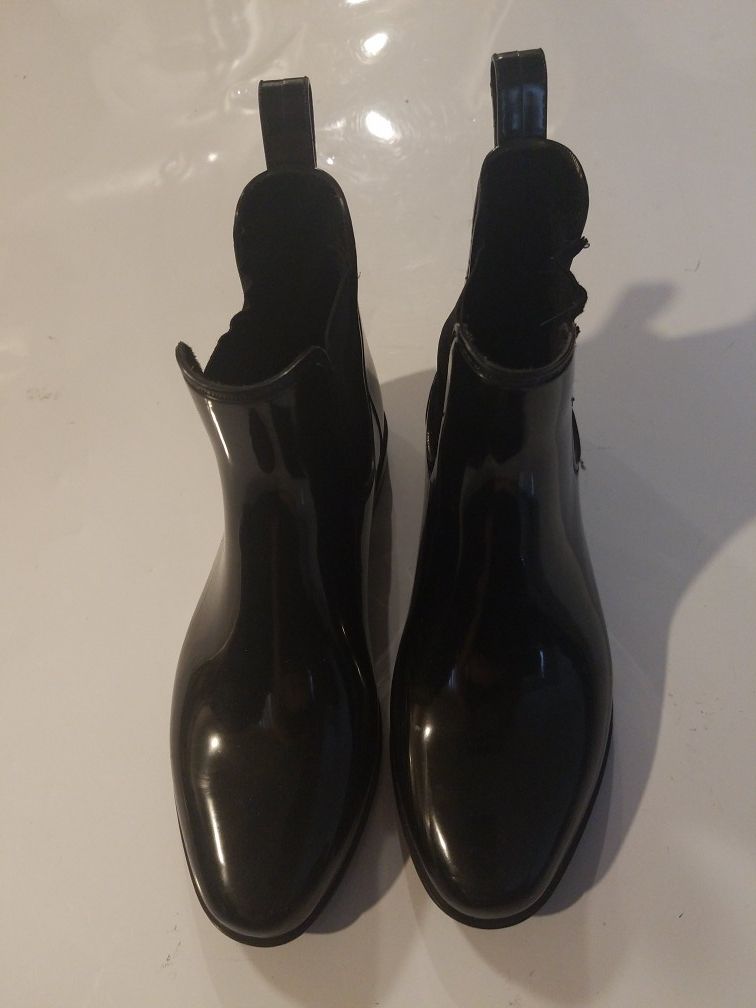 Rubber boots size 7 womens