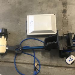 Bixby Electric, trolling motor, including lithium battery. Excellent condition,  $750 Firm.  Oceanside  Text 0nly (contact info removed)  Greg