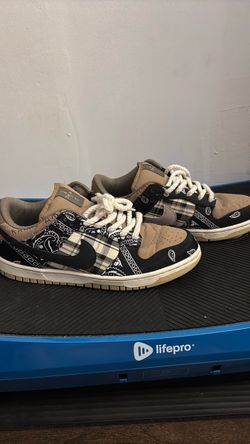 Nike SB Dunks Low Travis Scott