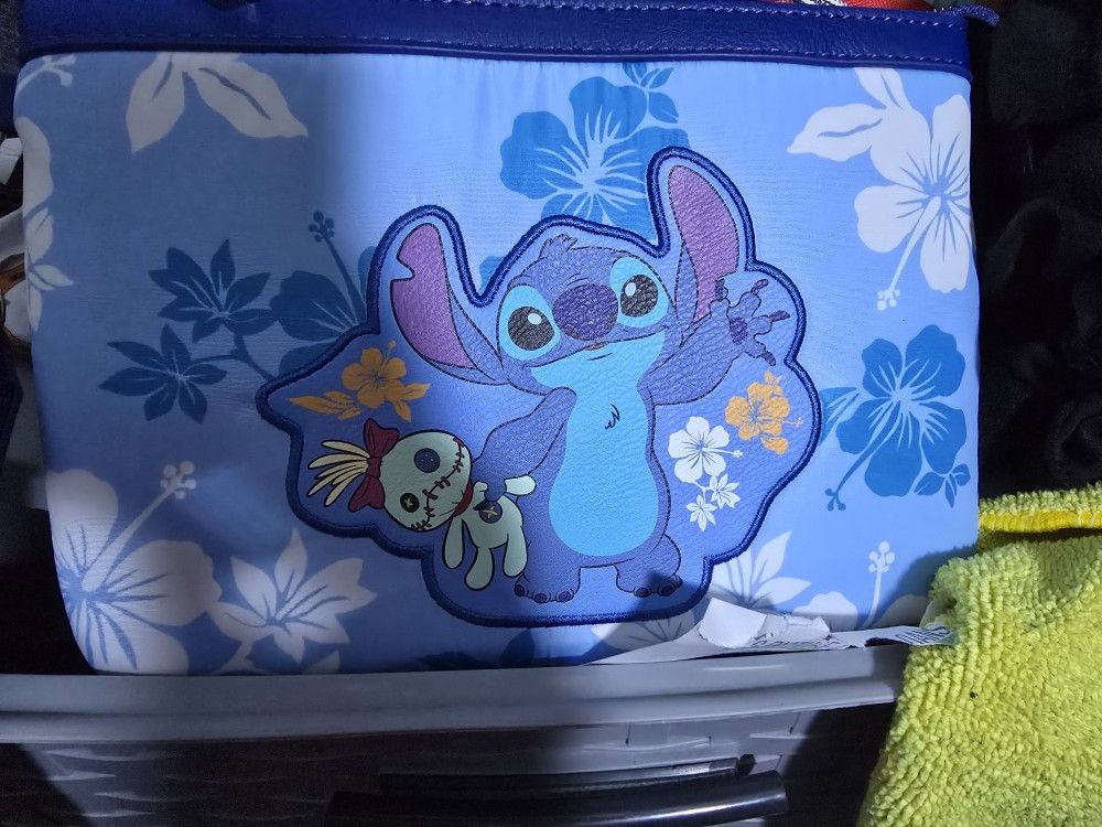 Stitch Wristlet