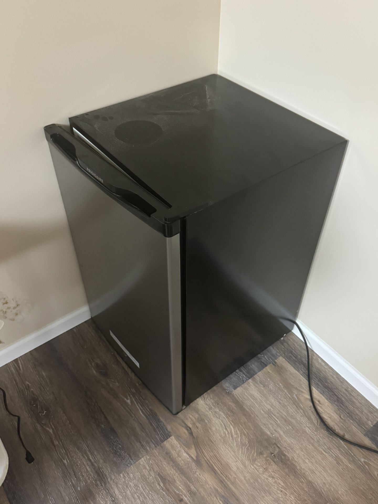 Frigidaire Mini Fridge