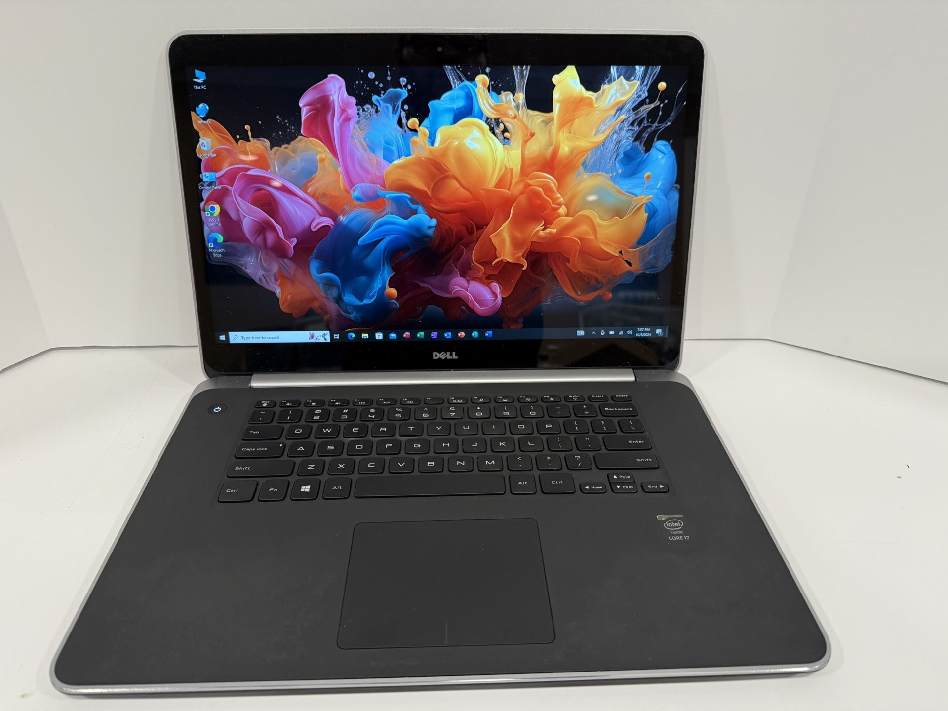 Dell Precision M3800 Touchscreen, Intel Core I7, 16 GB RAM, 250 GB SSD, Wireless Wifi, Webcam, HDMI, Mini Display Port, SD Card Reader, Windows 10 Pro