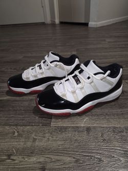Jordan 11's retro low concord bred