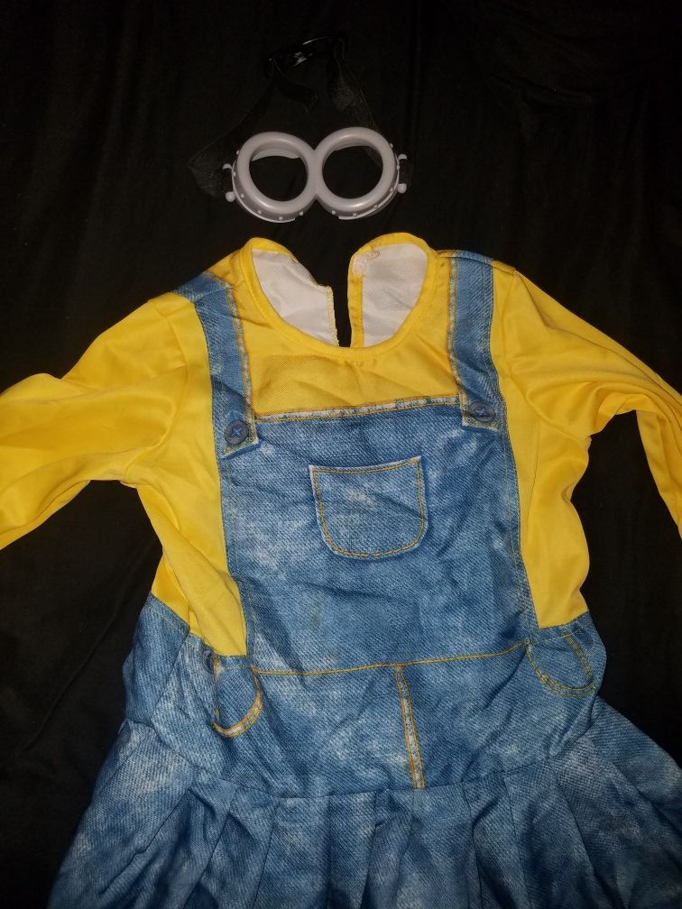 Minions costume size M 7-8