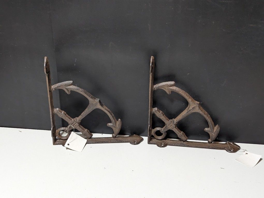 Nautical Shelf Bracket - Ship Anchor - Rust Brown Cast Iron - 7.75" Deep