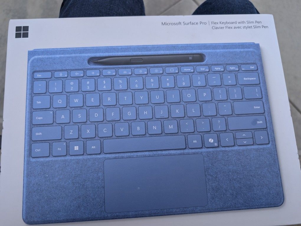 Microsoft Surface Pro Flex Keyboard With Slim Pen