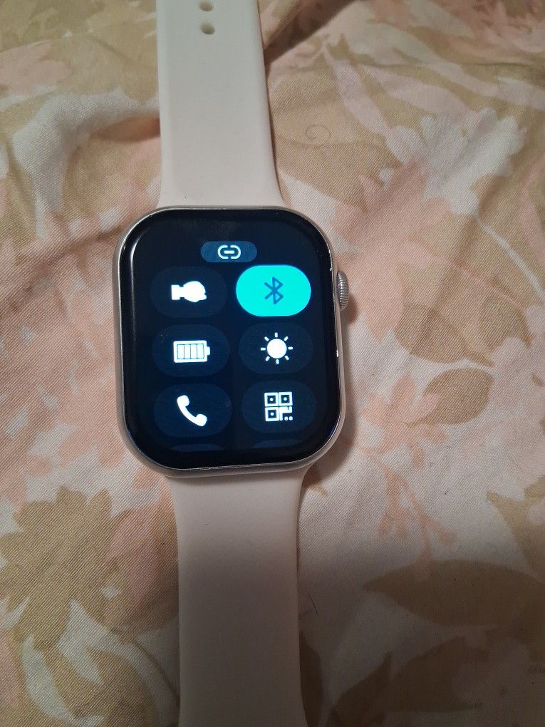 Bran New Apple Watch