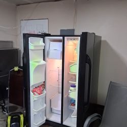 Fridge And Freezer 