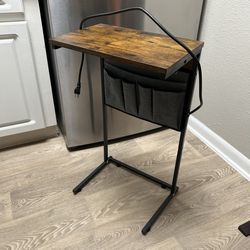 C Shaped Side Table With Charging & Pockets