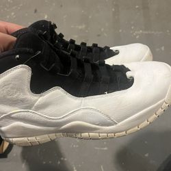Men’s Jordan 10 White Size 7 